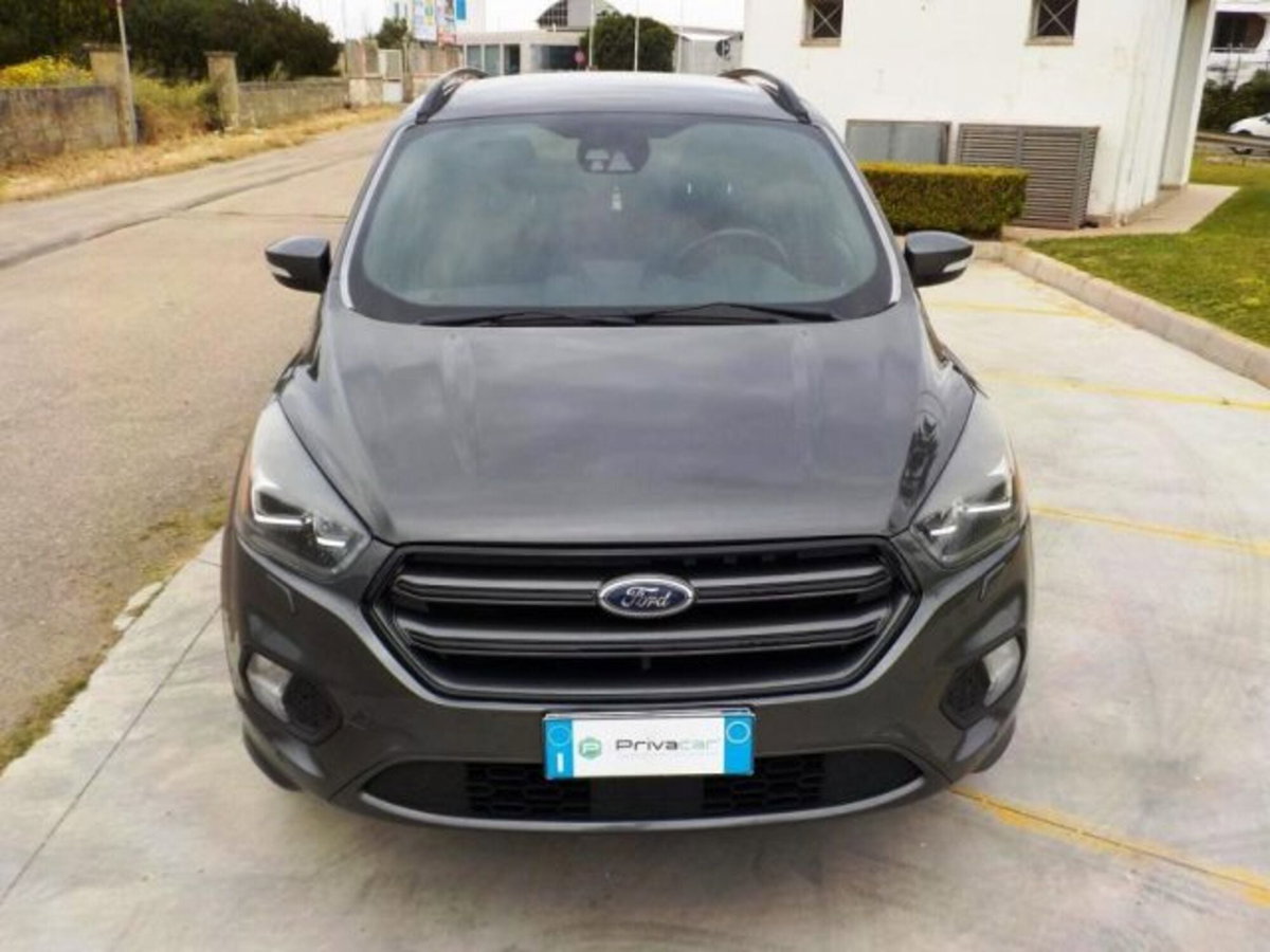 Ford Kuga 2.0 TDCI 180 CV S&S 4WD Powershift ST-Line (11)