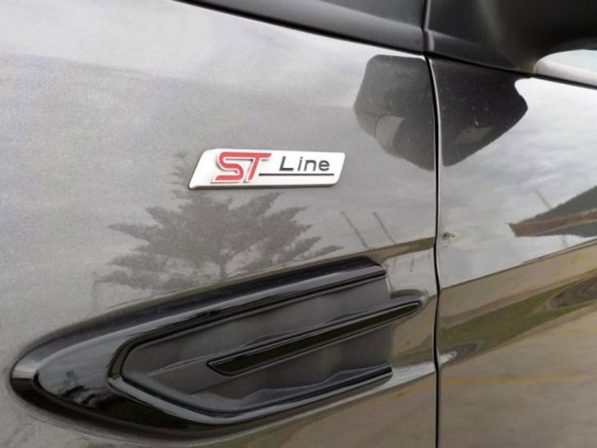 Ford Kuga 2.0 TDCI 180 CV S&S 4WD Powershift ST-Line (16)