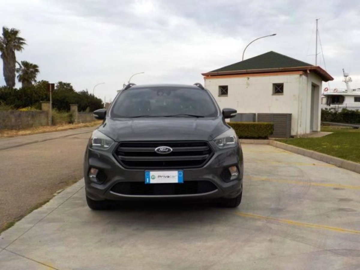 Ford Kuga 2.0 TDCI 180 CV S&S 4WD Powershift ST-Line (2)
