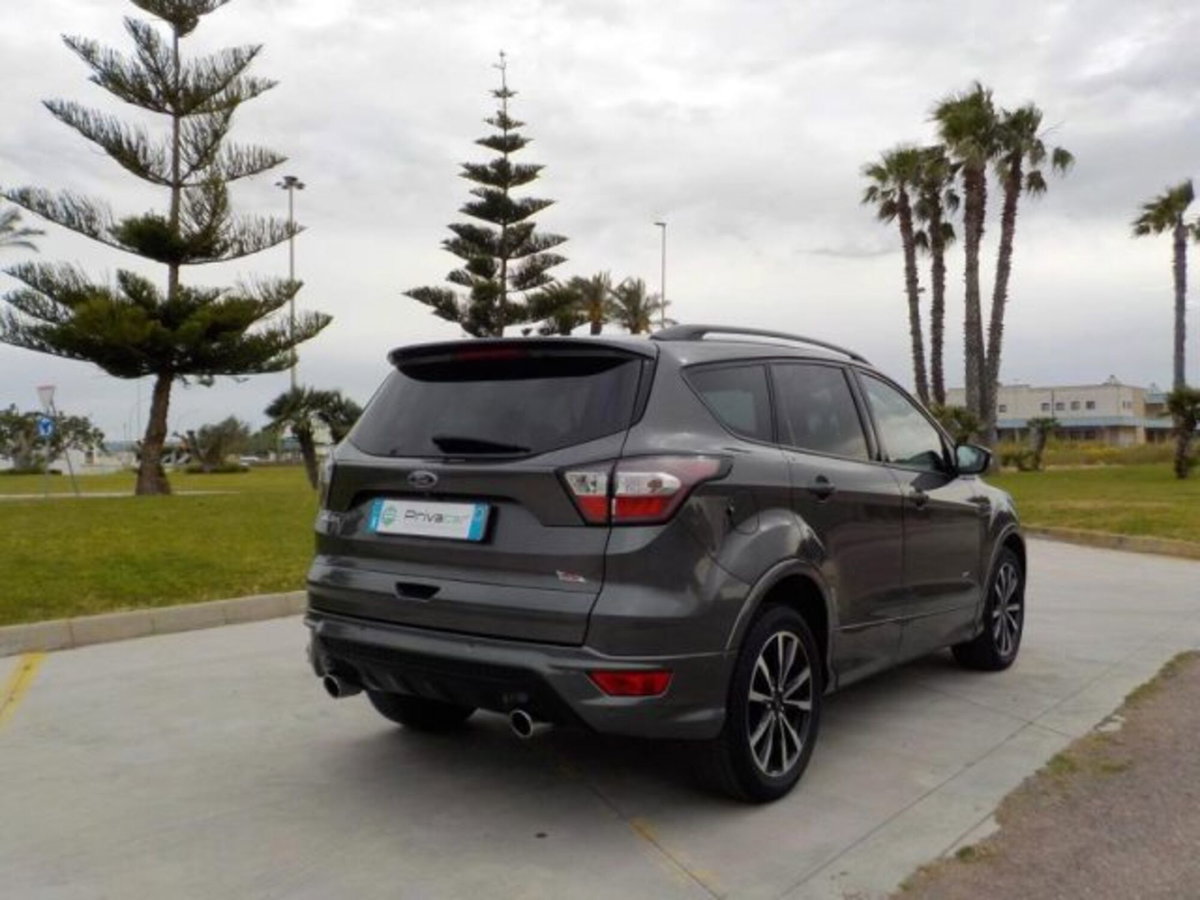 Ford Kuga 2.0 TDCI 180 CV S&S 4WD Powershift ST-Line (5)