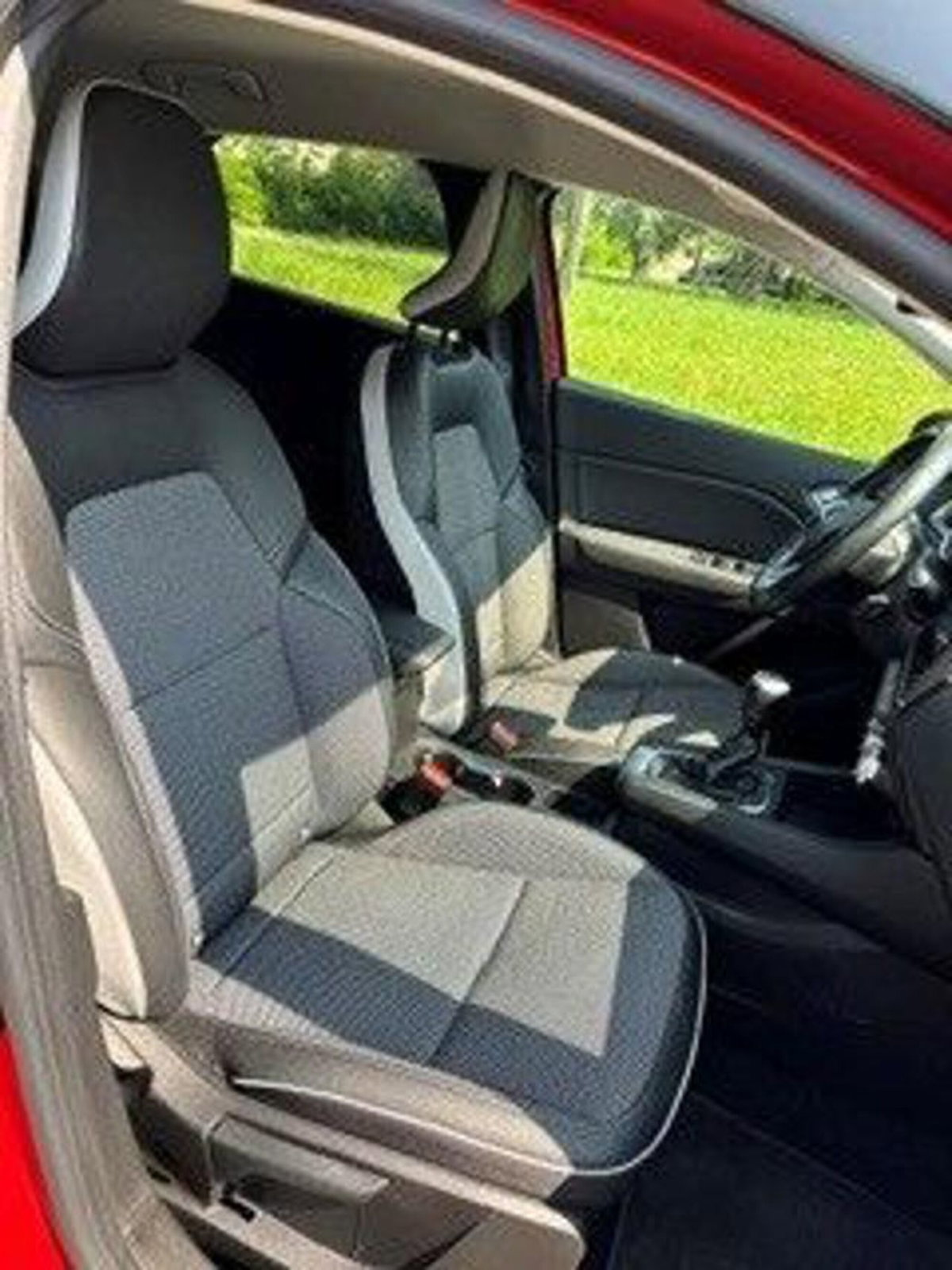 Renault Captur TCe 100 CV GPL FAP Intens (19)