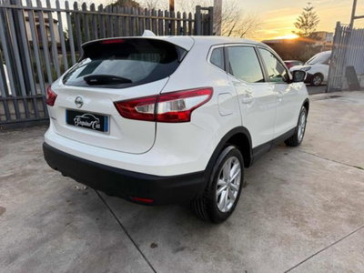 Nissan Qashqai 1.6 dCi 2WD Tekna (5)