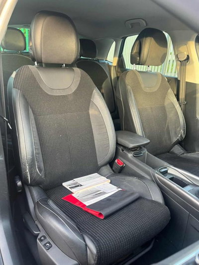 Citroen C4 1.6 HDi 110 Exclusive (15)