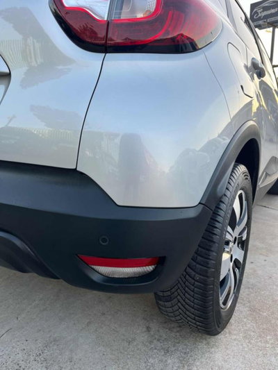 Renault Captur dCi 8V 110 CV Start&Stop Energy Initiale Paris (5)