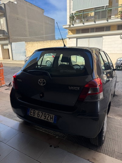 Toyota Yaris 1.D-4D DPF 5 porte M-MT Sol (4)