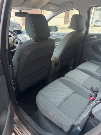 Ford C-Max 1.6 TDCi 115CV Titanium (10)