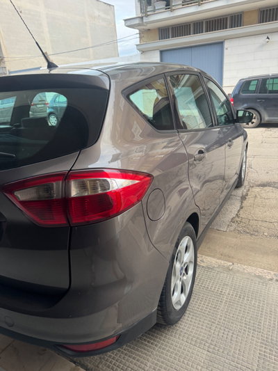 Ford C-Max 1.6 TDCi 115CV Titanium (4)