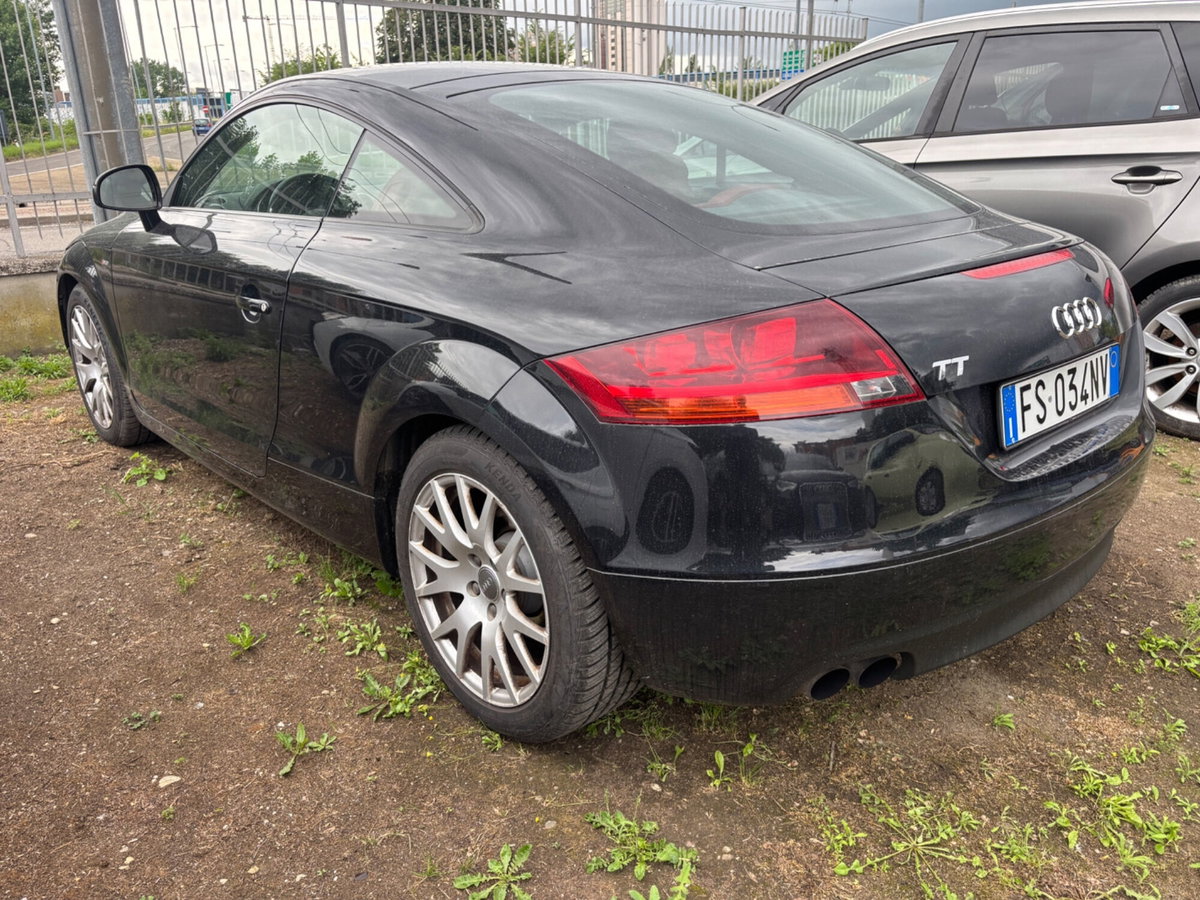 Audi TT Coupé Coupè 2.0 TFSI S tronic (2)