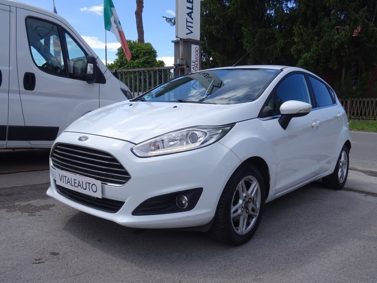 Ford Fiesta 1.4 5p. Bz.- GPL Titanium