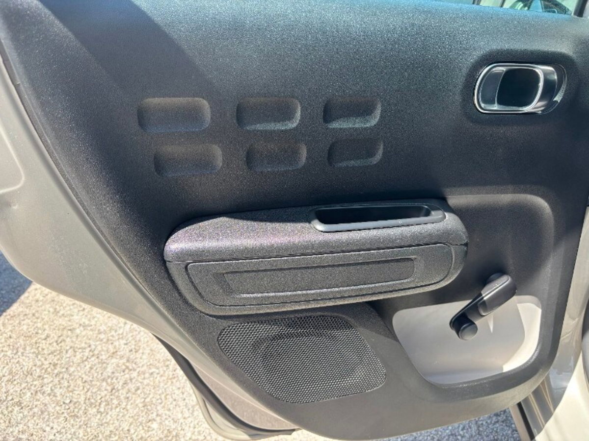 Citroen C3 PureTech 83 S&S C-Series (18)