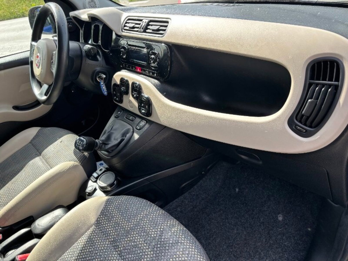 Fiat Panda 0.9 TwinAir Turbo Natural Power Lounge (11)