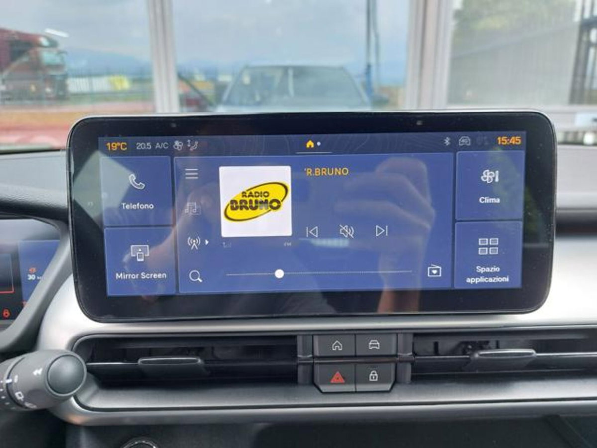 Jeep Avenger 1.2 turbo Summit fwd 100cv (13)