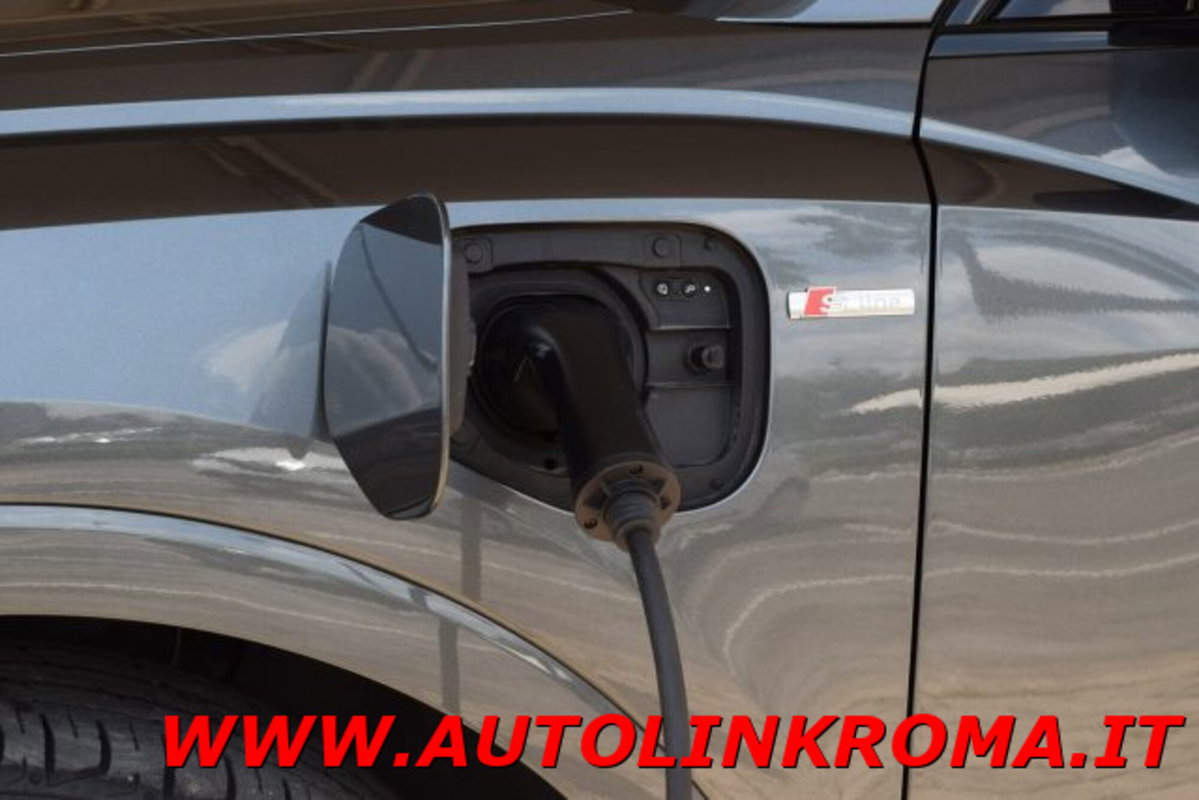Audi Q3 Sportback 45 TFSI e S tronic S line edition (5)