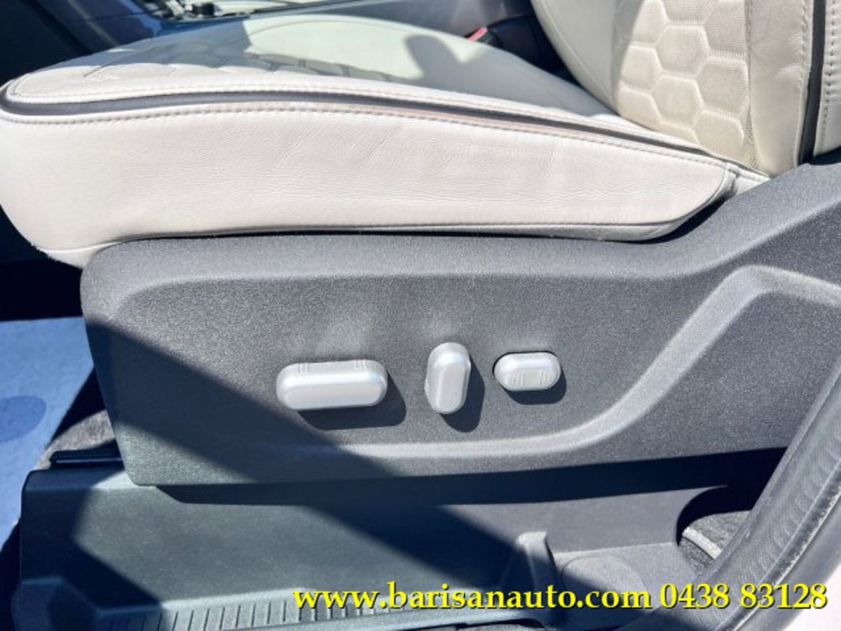 Ford Kuga 2.0 TDCI 150 CV S&S 4WD Powershift Vignale (14)