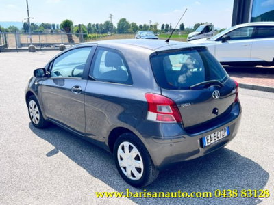 Toyota Yaris 1.0 3 porte (4)
