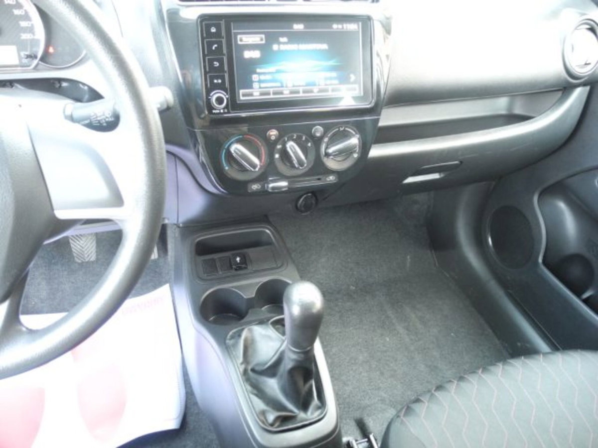 Mitsubishi Space Star 1.2 Intense SDA (7)