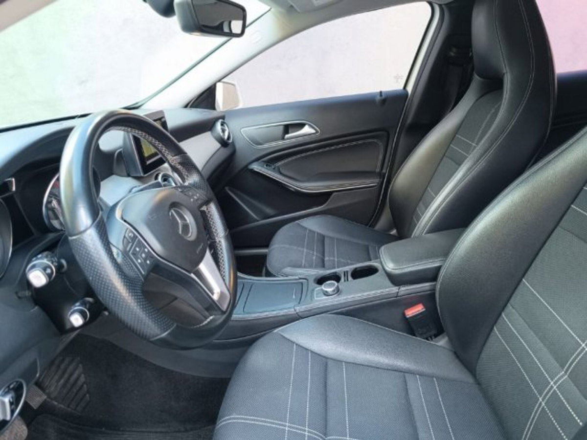Mercedes-Benz GLA SUV 200 CDI Automatic 4Matic Sport (10)
