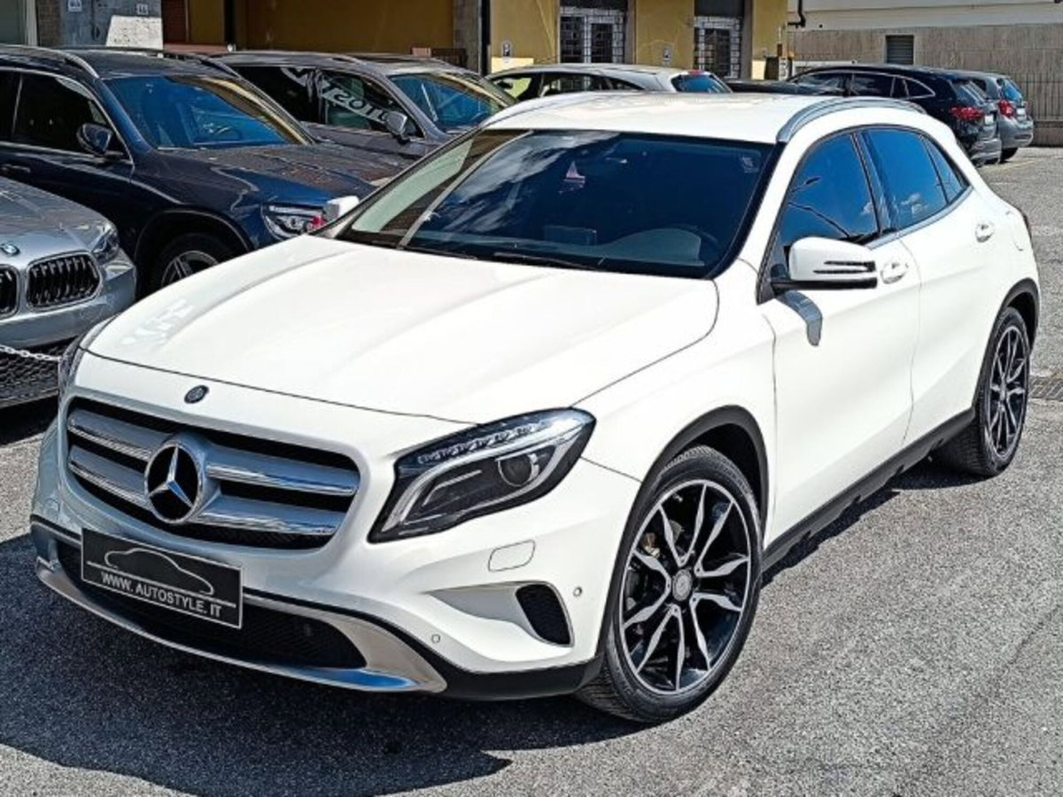 Mercedes-Benz GLA SUV 200 CDI Automatic 4Matic Sport (17)