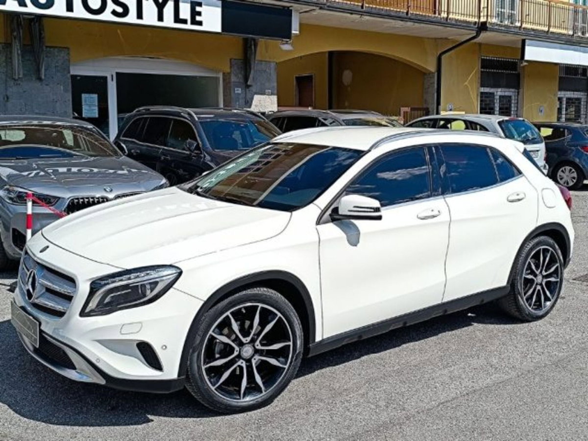 Mercedes-Benz GLA SUV 200 CDI Automatic 4Matic Sport (18)