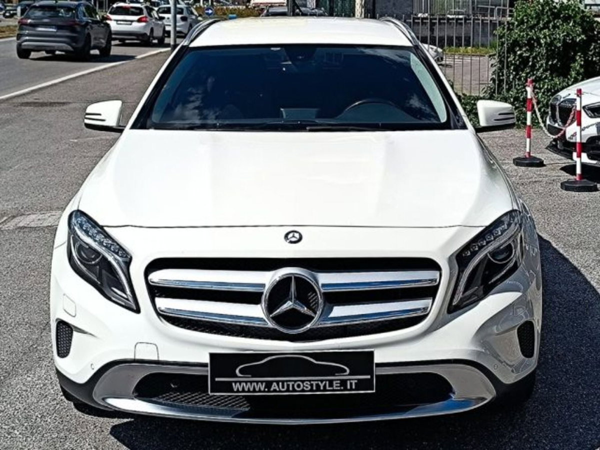 Mercedes-Benz GLA SUV 200 CDI Automatic 4Matic Sport (3)