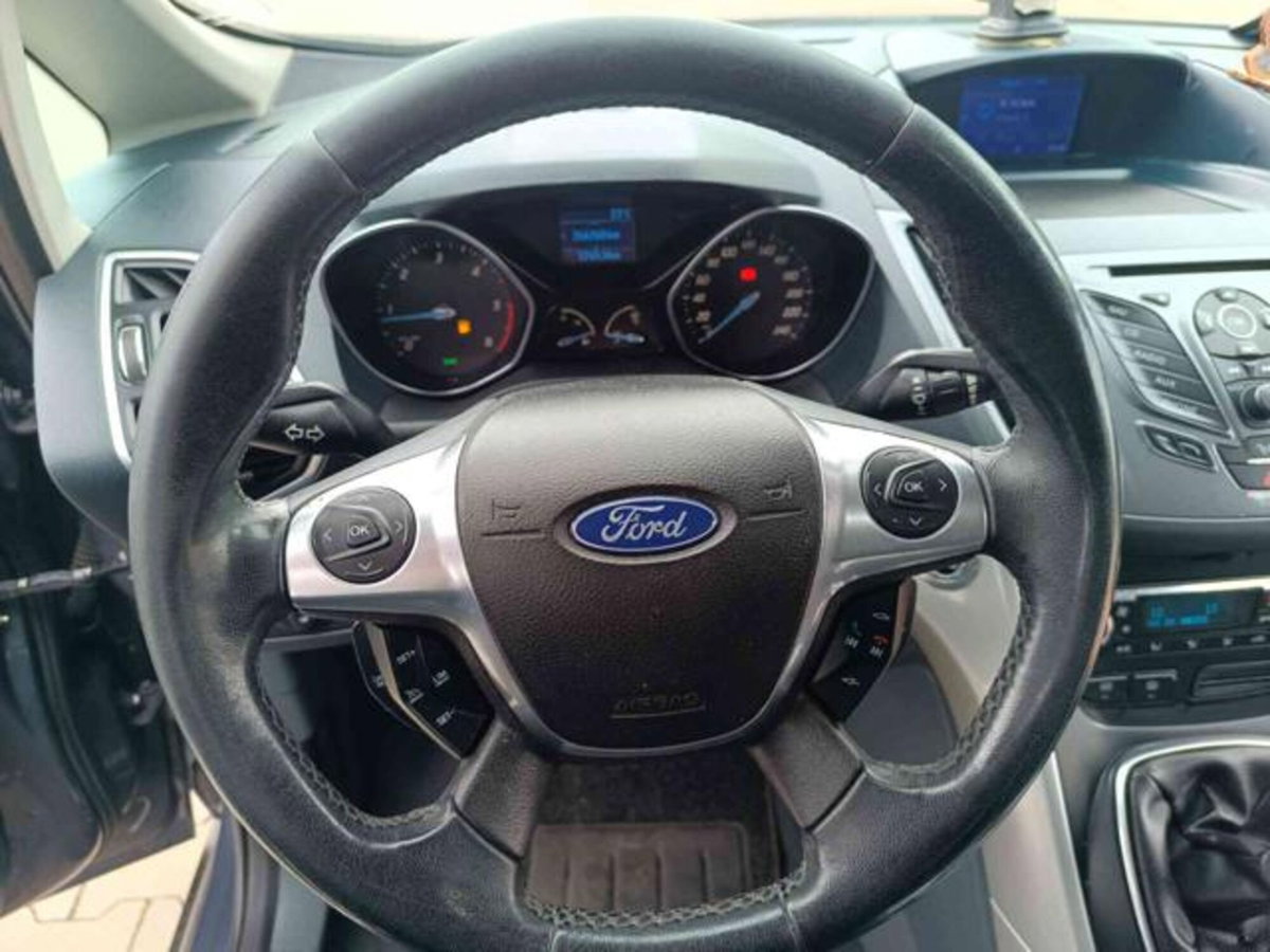 Ford C-Max 2.0 TDCi 163CV Titanium (2)