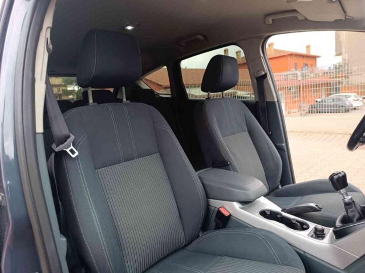 Ford C-Max 2.0 TDCi 163CV Titanium (6)