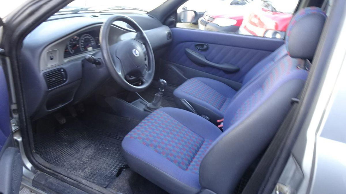 Fiat Strada 1.9 JTD Pick-up (13)