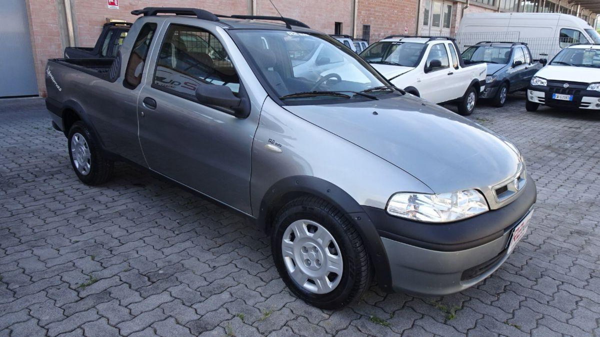Fiat Strada 1.9 JTD Pick-up (7)