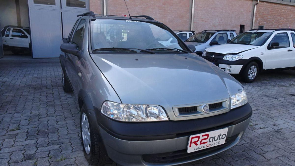Fiat Strada 1.9 JTD Pick-up (8)