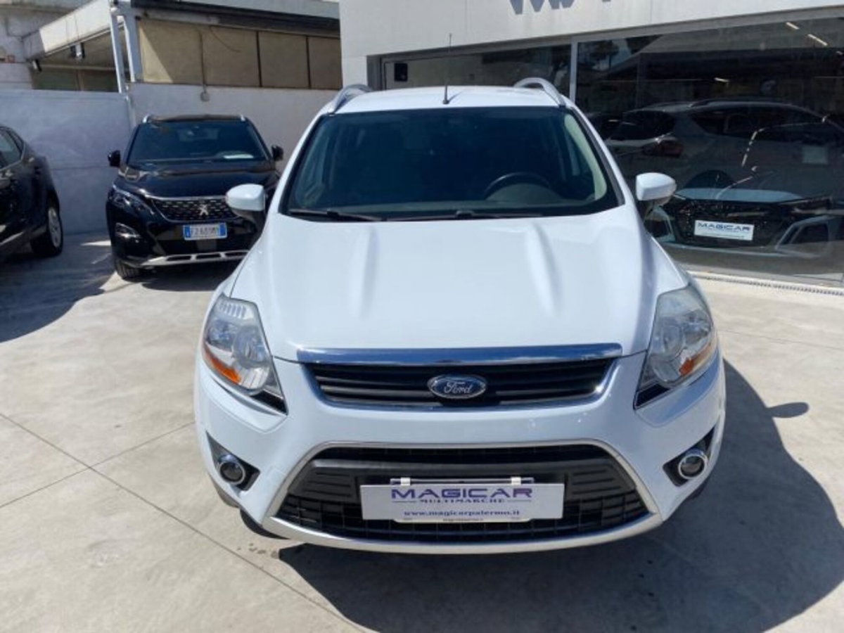 Ford Kuga 2.0 TDCi 136 CV 2WD Titanium DPF (2)