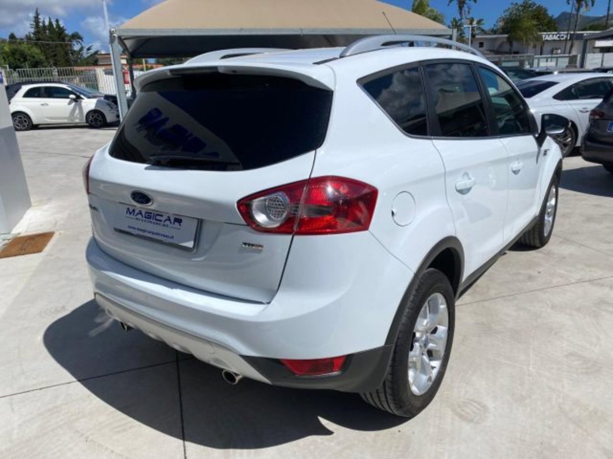 Ford Kuga 2.0 TDCi 136 CV 2WD Titanium DPF (4)