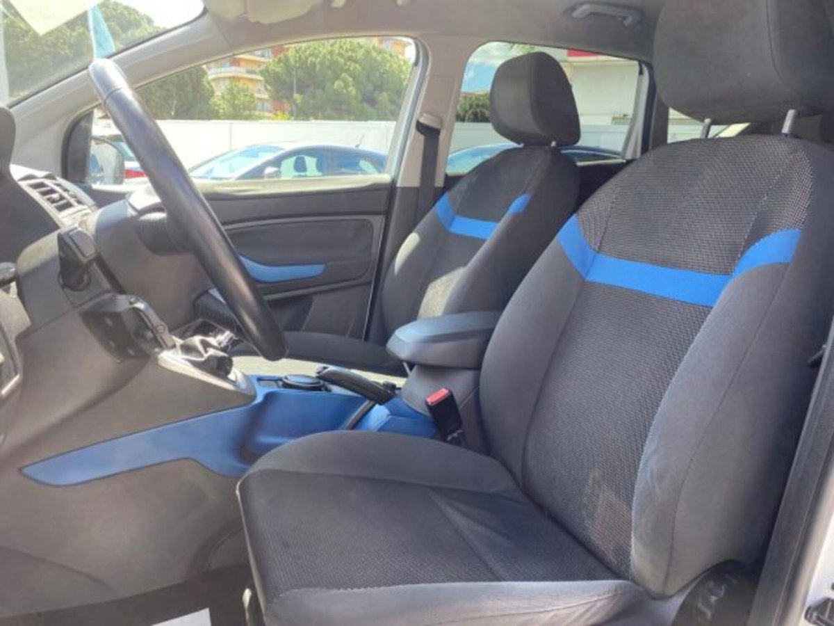 Ford Kuga 2.0 TDCi 136 CV 2WD Titanium DPF (8)