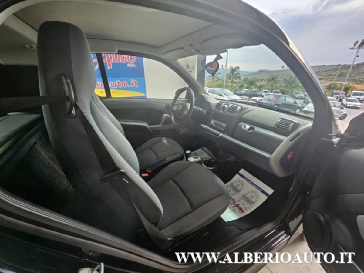 smart Fortwo 1000 52 kW MHD coupé passion (7)