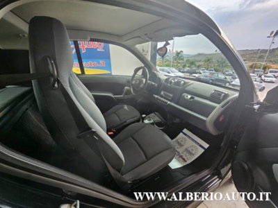 smart Fortwo 1000 52 kW MHD coupé passion (7)