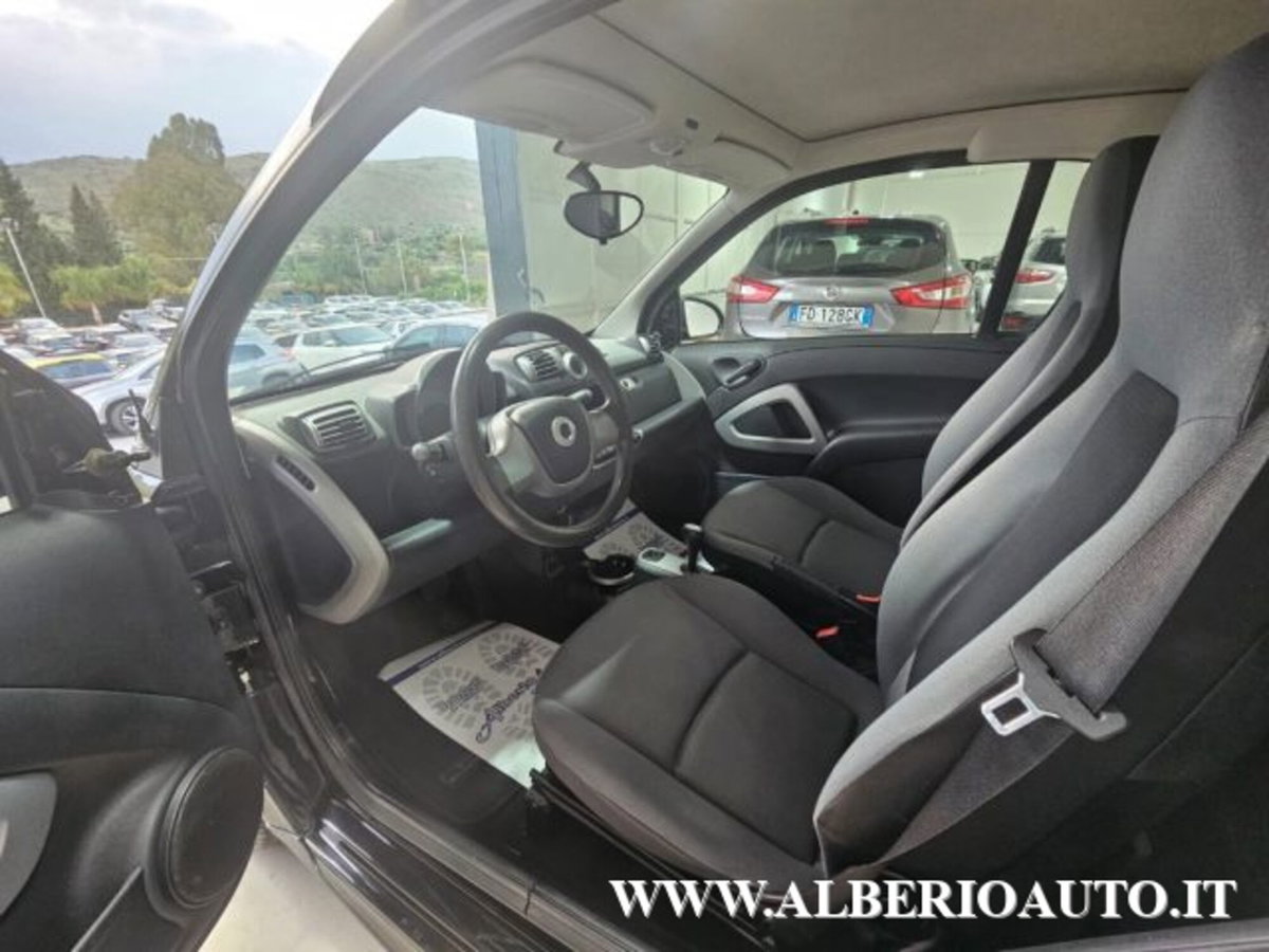 smart Fortwo 1000 52 kW MHD coupé passion (8)