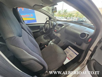 Toyota Aygo 1.0 12V VVT-i 5 porte (7)