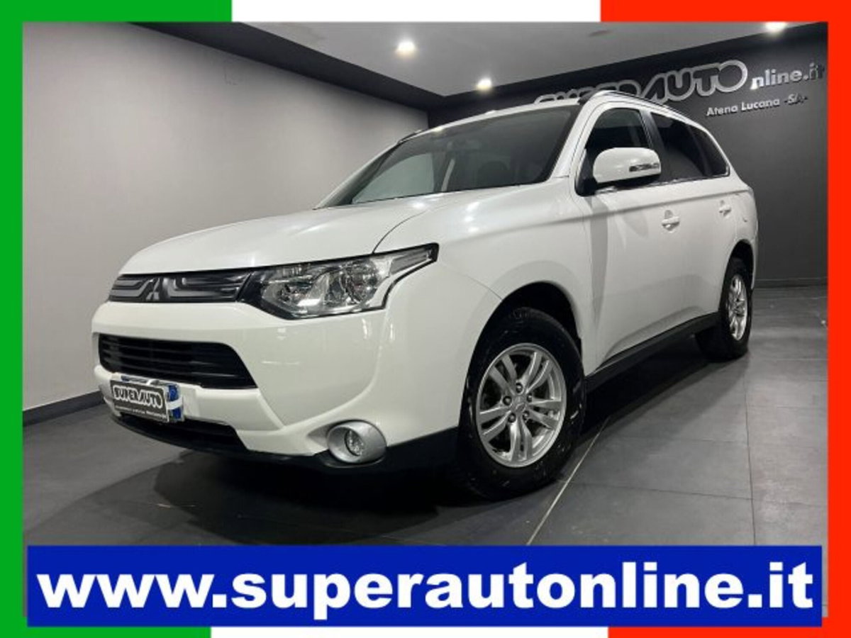 Mitsubishi Outlander 2.2 DI-D 4WD Intense