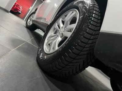 Mitsubishi Outlander 2.2 DI-D 4WD Intense (13)