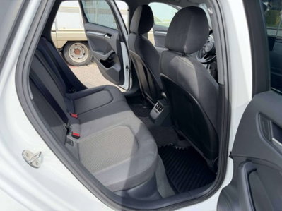 Audi A3 Sportback 2.0 tdi Business 150cv s-tronic (13)