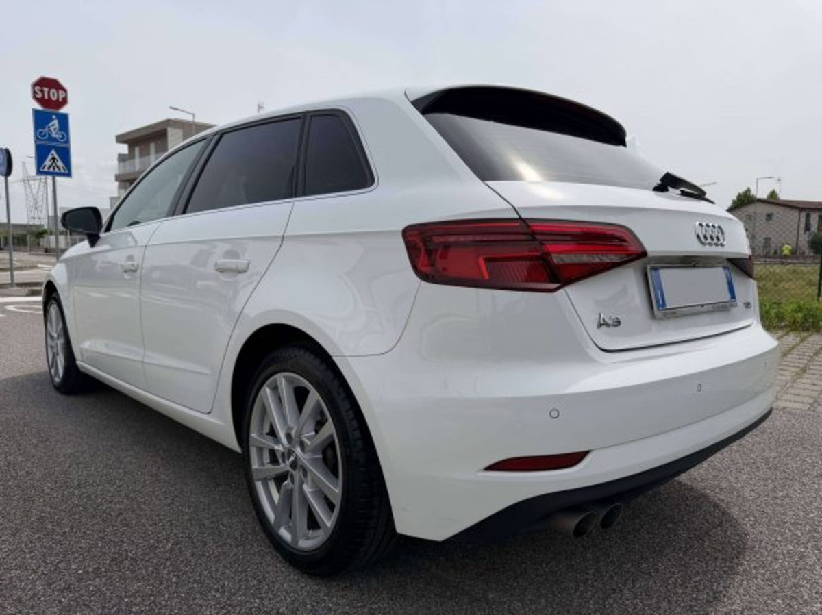 Audi A3 Sportback 2.0 tdi Business 150cv s-tronic (6)