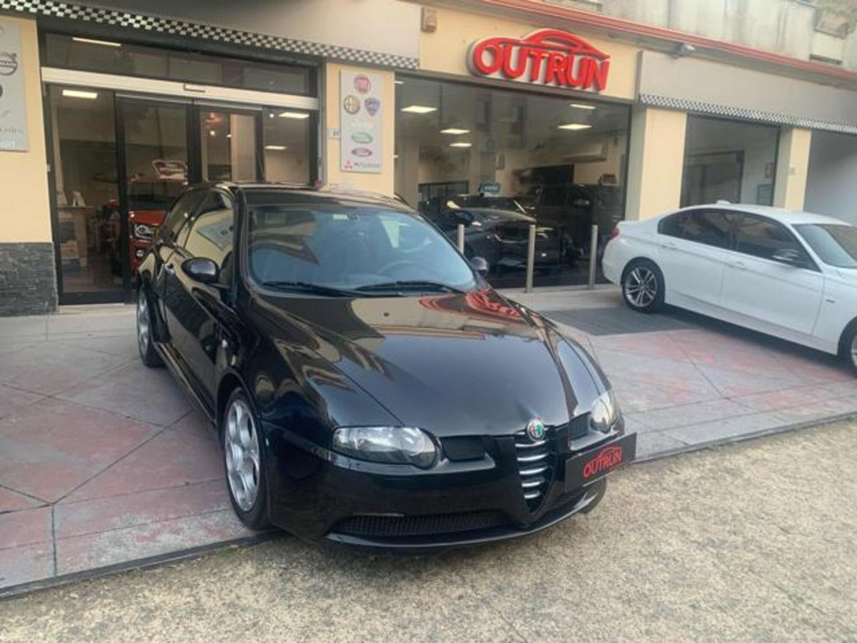 Alfa Romeo 147 3.2i V6 24V cat Selespeed 3 porte GTA (3)