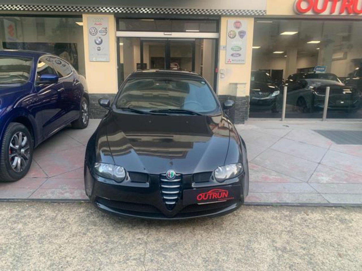 Alfa Romeo 147 3.2i V6 24V cat Selespeed 3 porte GTA (4)