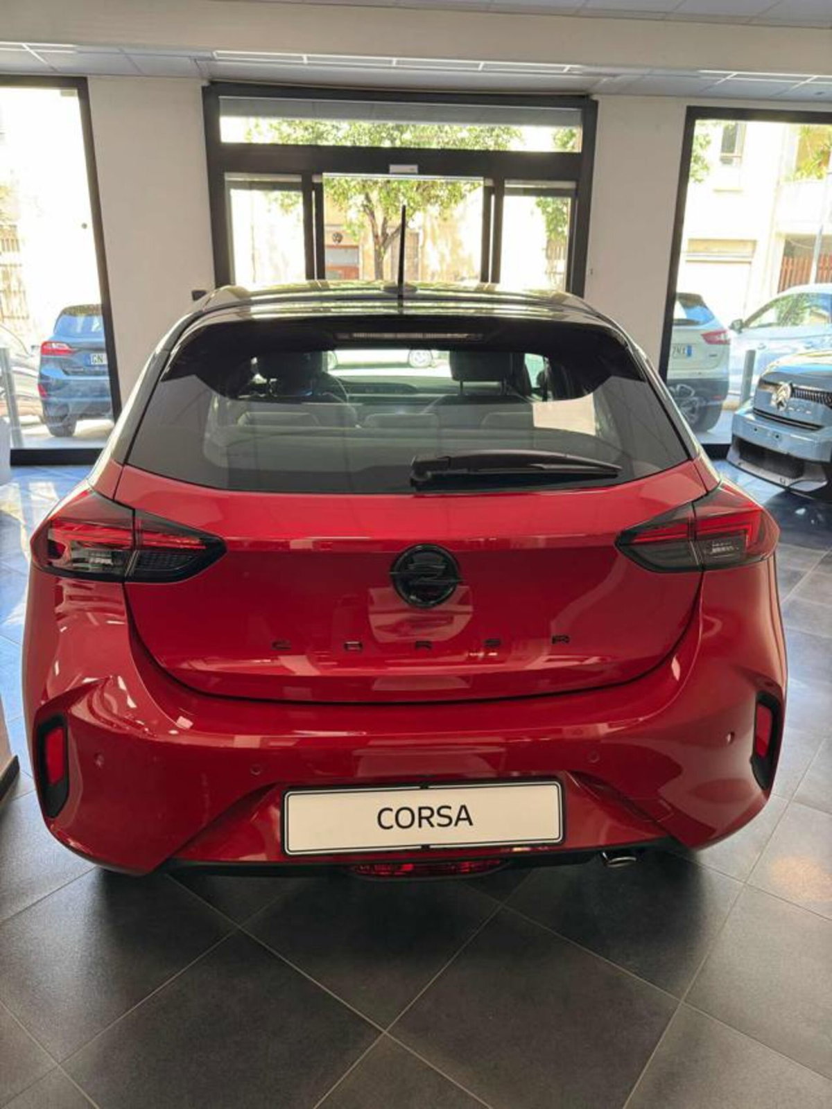 Opel Corsa 1.2 100 CV GS Line (3)