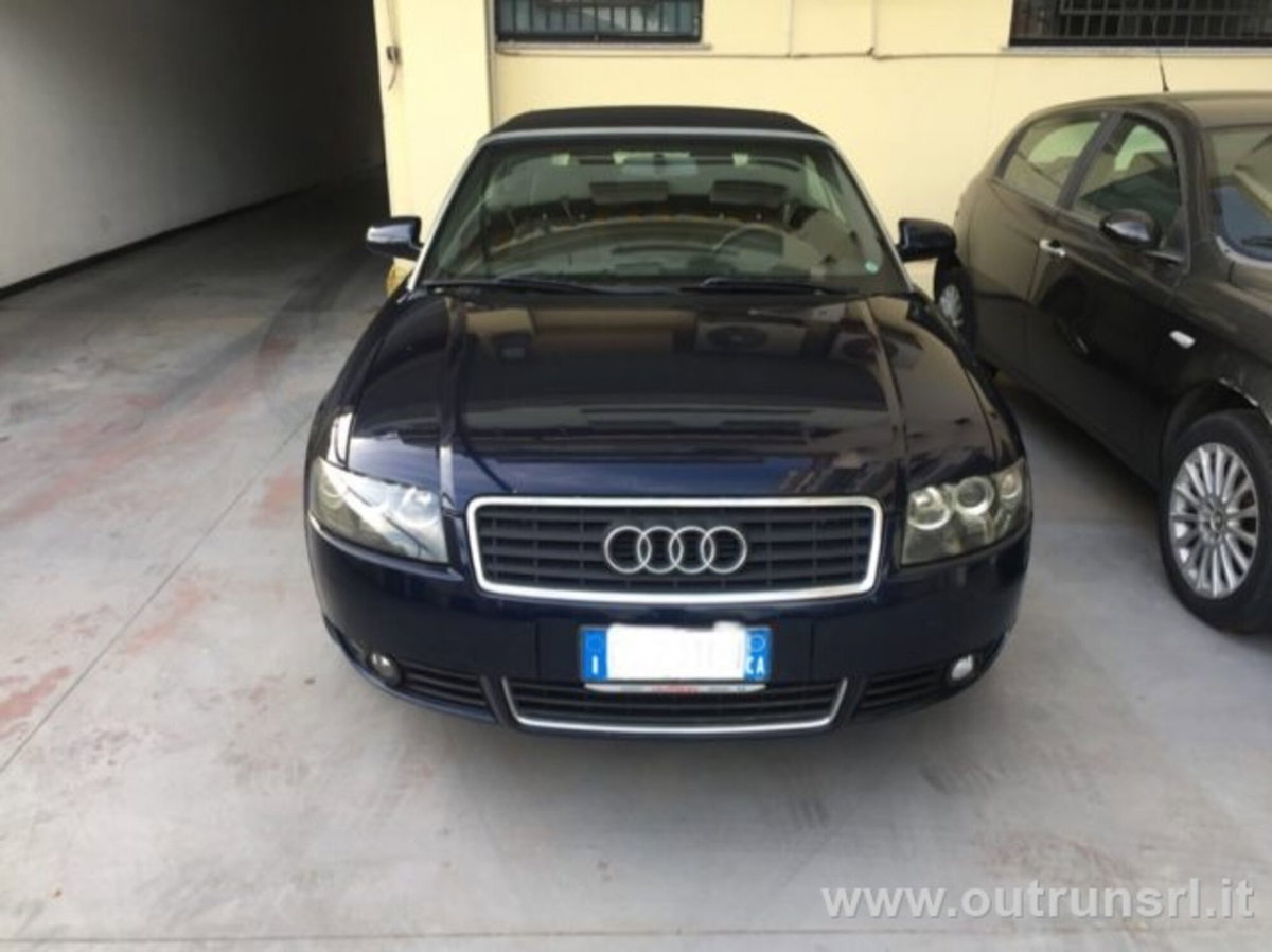 Audi A4 Cabrio Cabriolet 2.5 V6 TDI cat