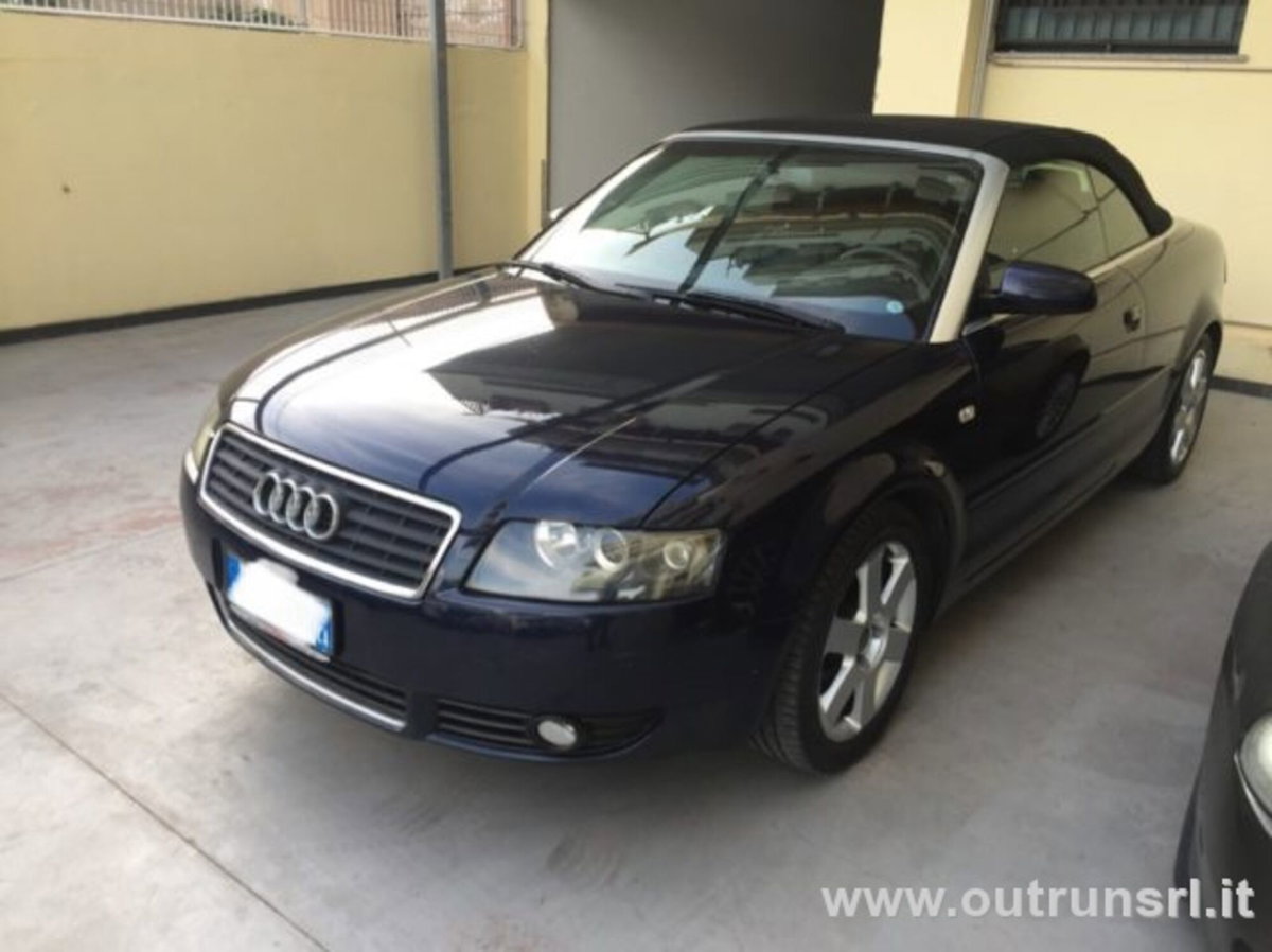Audi A4 Cabrio Cabriolet 2.5 V6 TDI cat (10)