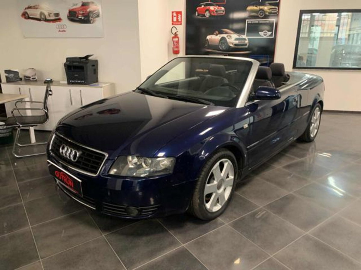Audi A4 Cabrio Cabriolet 2.5 V6 TDI cat (11)