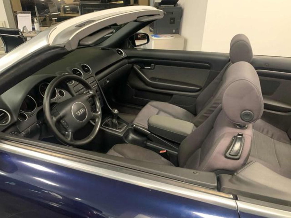 Audi A4 Cabrio Cabriolet 2.5 V6 TDI cat (12)