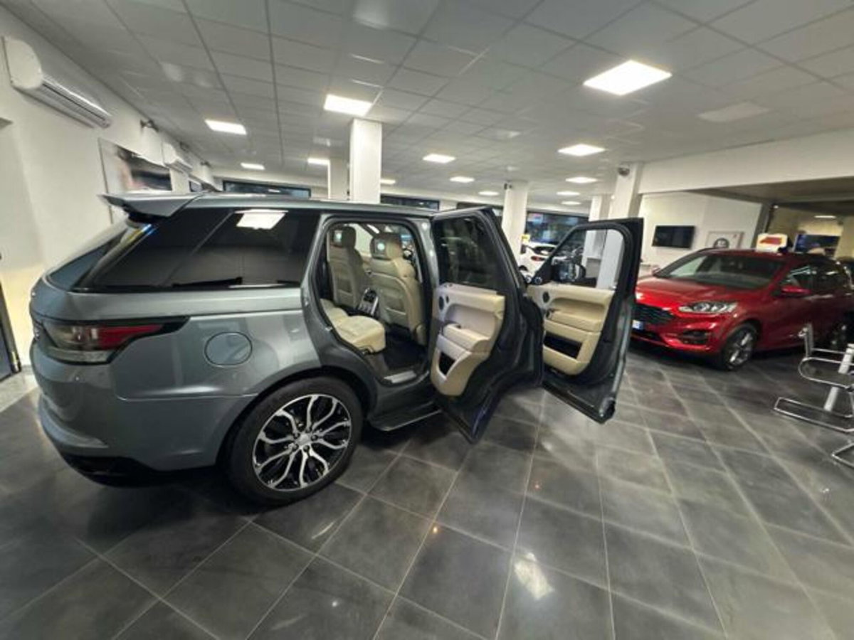 Land Rover Range Rover Sport 3.0 SDV6 HSE Dynamic (19)