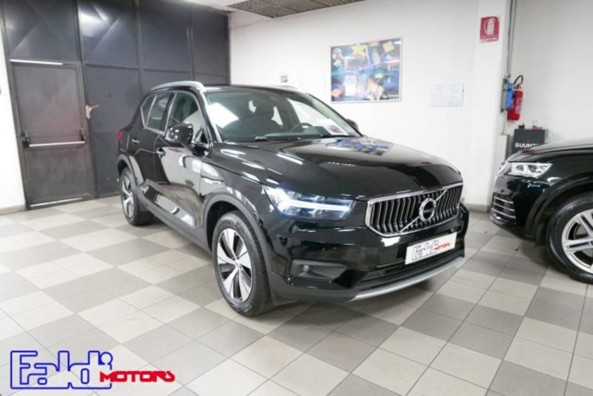 Volvo XC40 T5 Recharge Plug-in Hybrid Inscription Expression