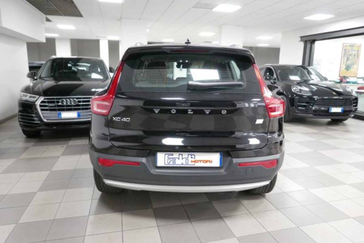 Volvo XC40 T5 Recharge Plug-in Hybrid Inscription Expression (5)